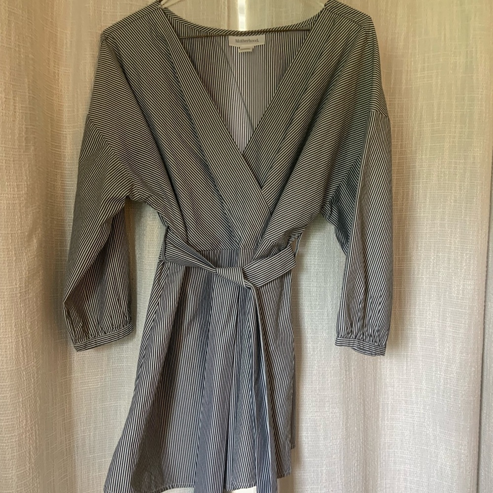 Motherhood Maternity Blouse in Size Large